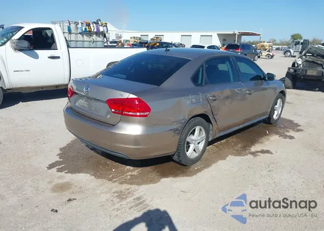 2015 Volkswagen Passat 1.8T S from USA, damaged, VIN 1VWAS7A39FC081083